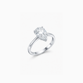Load image into Gallery viewer, 18K Gold Ring - Emerald Cut 5.03 Carat lab grown diamond - Total Weight - 3.22g
