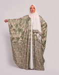 Load image into Gallery viewer, Summer Abaya Green Bubble design
