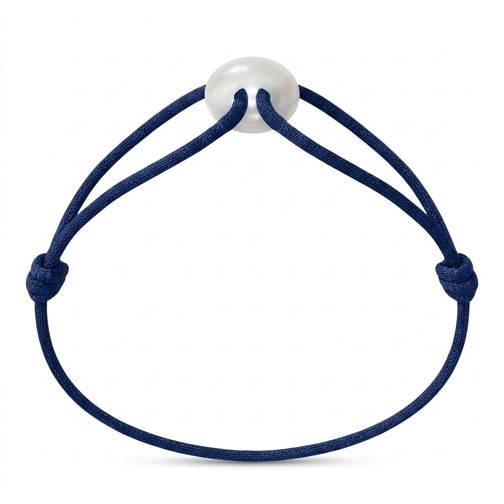 WECORD Mini White Soho Bracelet with Navy Cord