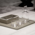 Load image into Gallery viewer, PAIS Lacquered Tissue Box
