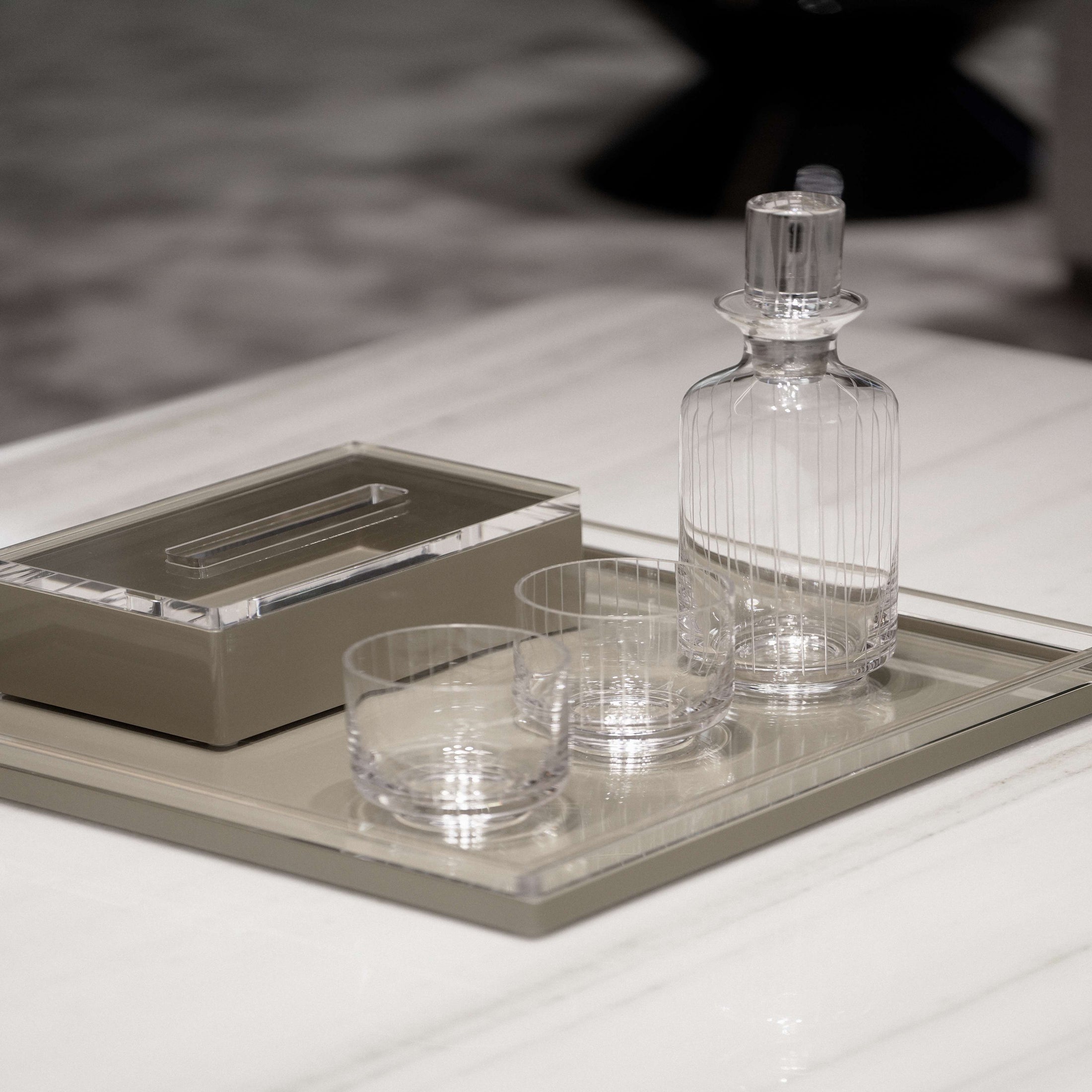 PAIS Lacquered Tissue Box