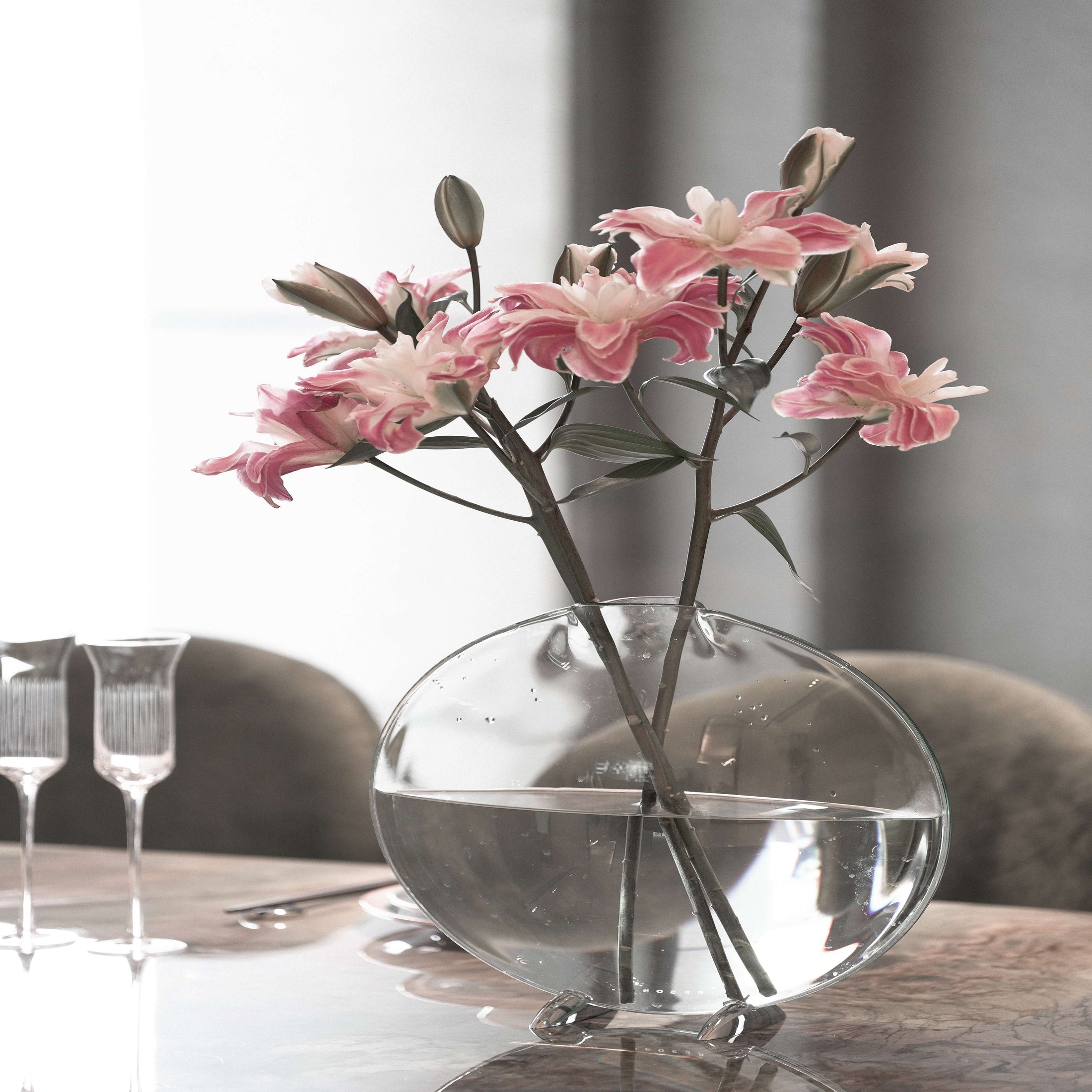 Fishmouth Vase-L