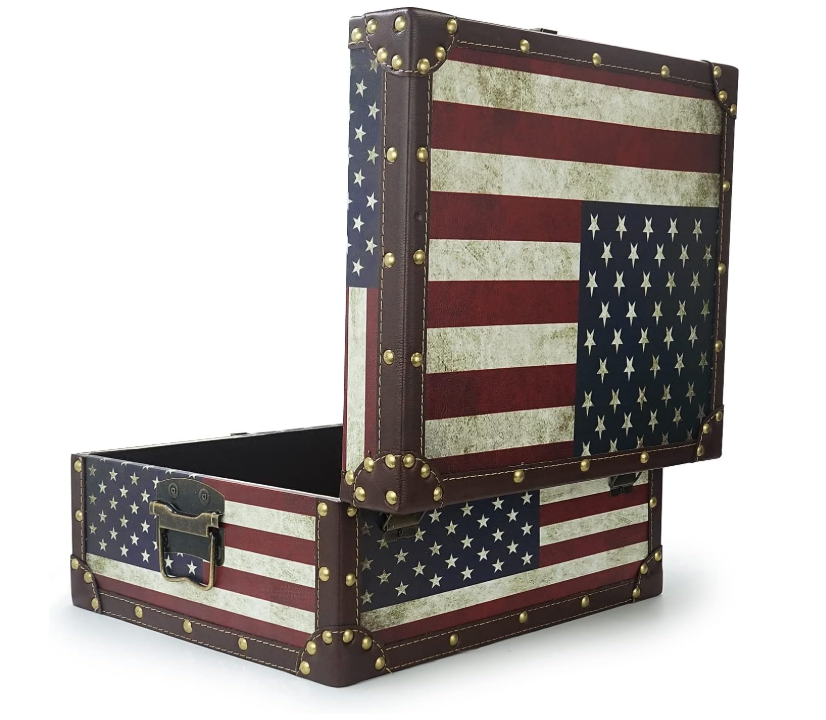 HOPEWELL American Flag Treasure Chest Box - Small - 47 x 35 x 25 CM