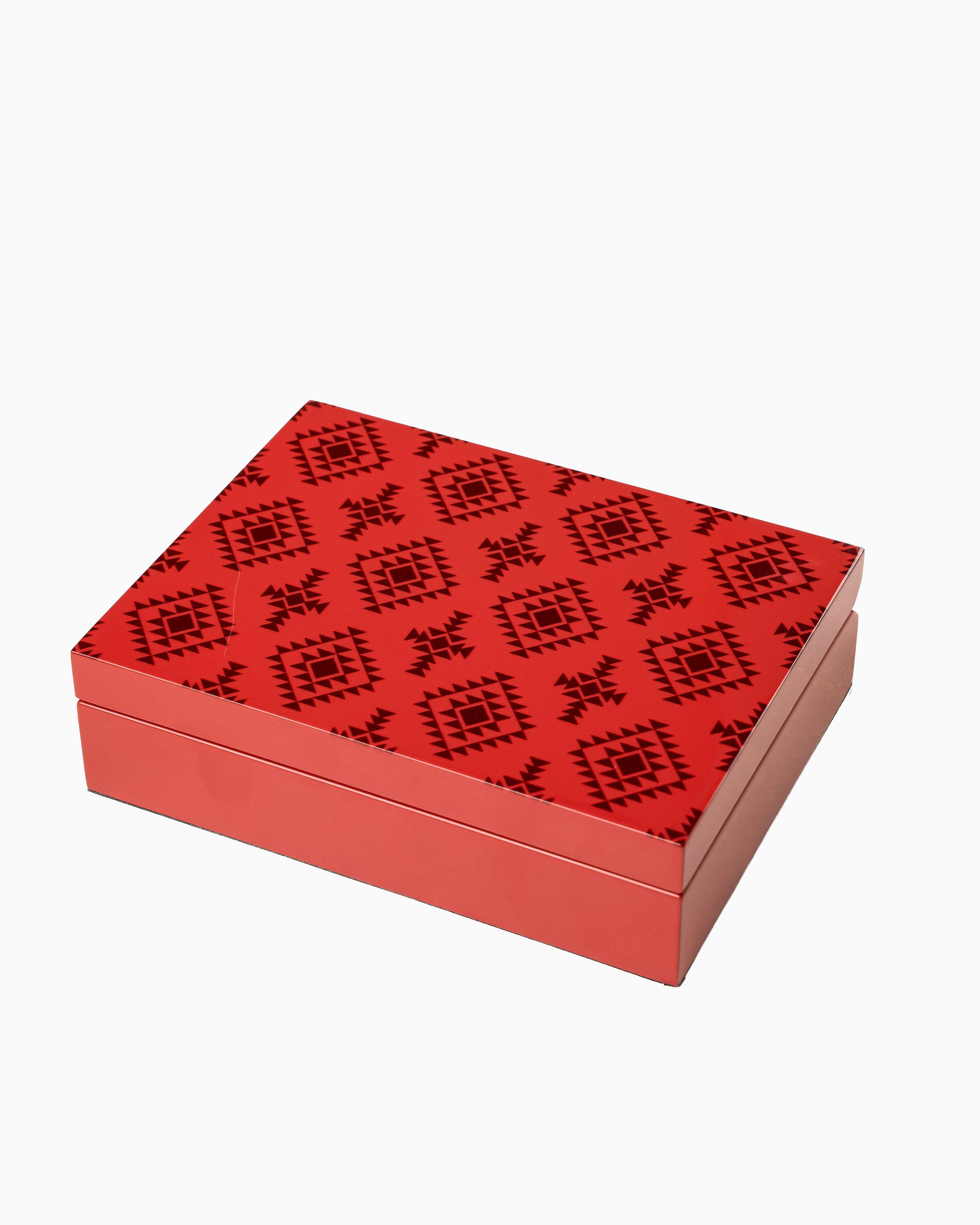 Luxury Baloot Set-2 with Wooden Boxes Najdi Pattern