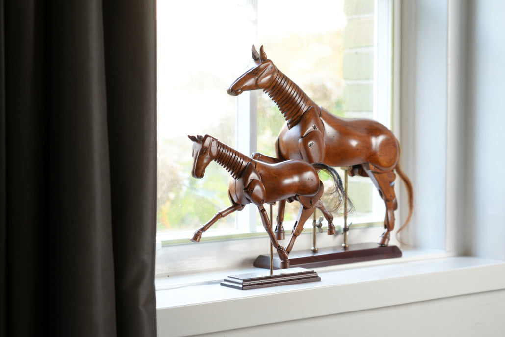 Artist Horse - Large