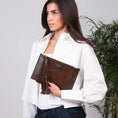 Load image into Gallery viewer, Mervat Clutch, Brown
