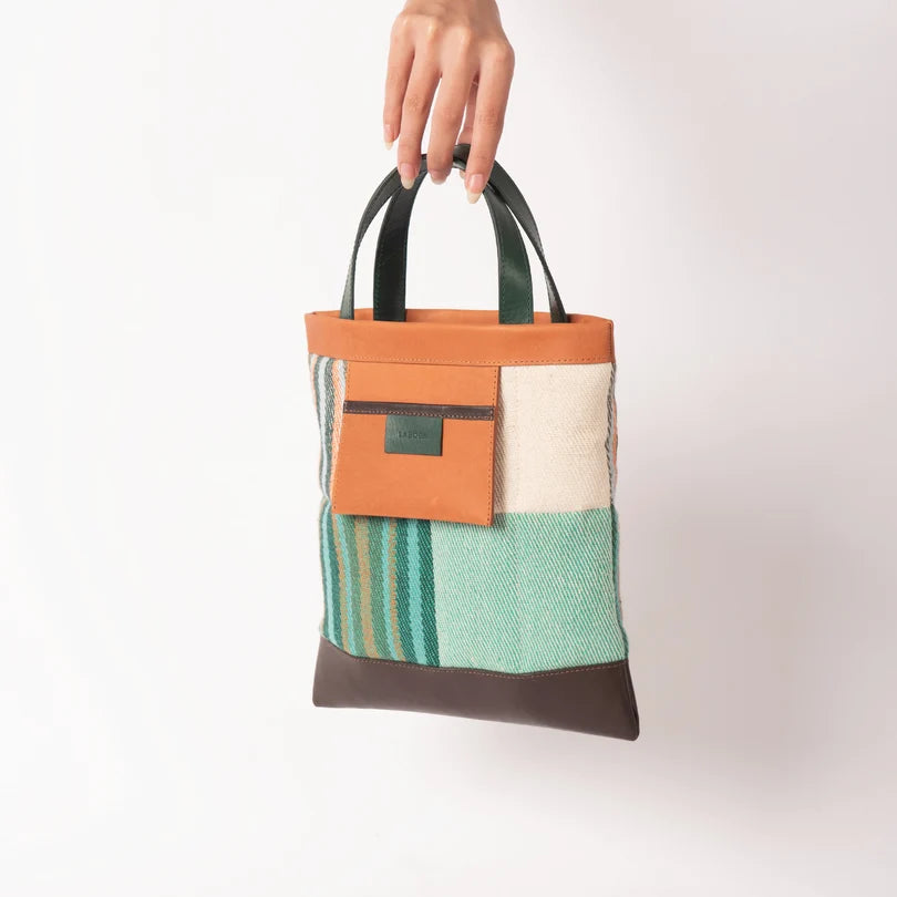 حقيبة شارلوت (Charlotte Tote)