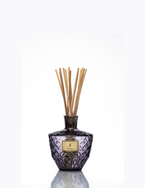 Seventeen Diffusser 500ml fragrance notes jasmine cardamom cloves peppercorn cashmeran