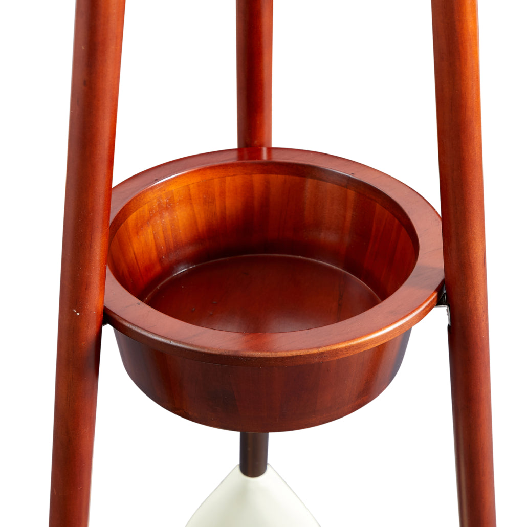 موديلات أصلية من شماعات المعاطف