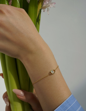 Sterling silver and 14K gold plated moonstone bracelet