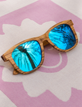 Load image into Gallery viewer, MAY.OH Classic Blue Floating Sunglasses

