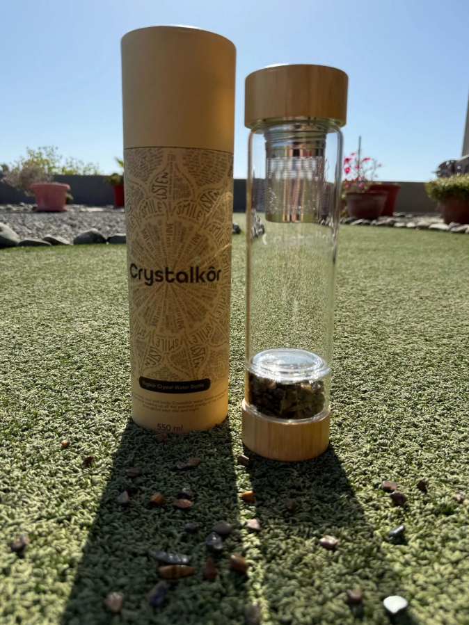 YOGIKOR Crystalkor Tiger Eye - Crystal Chips Water Bottle