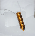 Load image into Gallery viewer, LINDEZA Tigers eye silver point necklace
