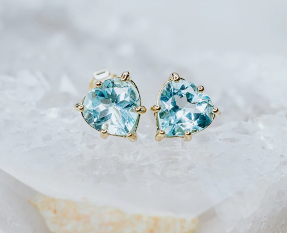 LINDEZA Blue topaz heart earrings