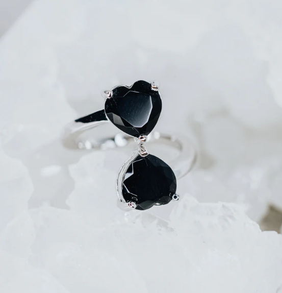 Black onyx silver heart ring