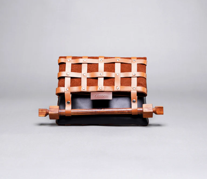 LABOGA Wicker Clutch Ed.3 Brown with Black 1