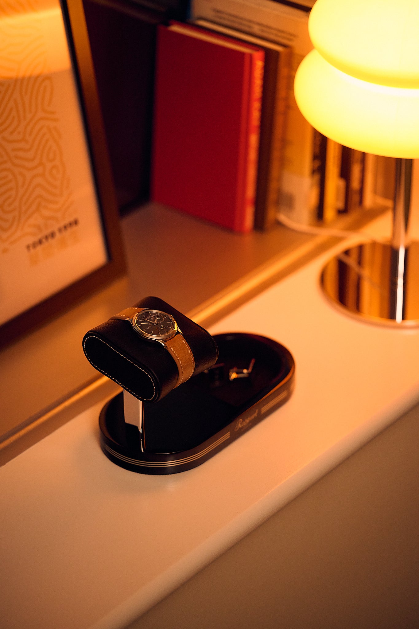 Formula Watch Stand With Tray - Black Silver