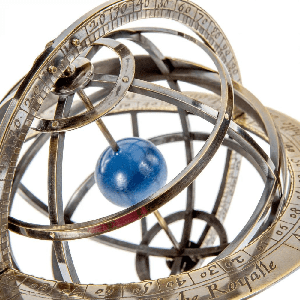 موديلات أصلية بقرص برونزي على شكل حرف A