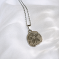 Load image into Gallery viewer, Raalhufoshi Pendant - Stainless Steel -Silver
