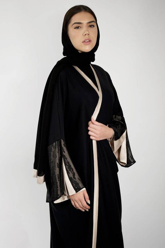 Briolette abaya Black Crepe with silk