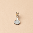 Load image into Gallery viewer, Green Goat Port fillter enamel pin
