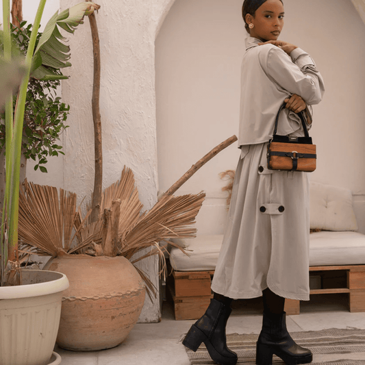 Yussra Wood Bag Black