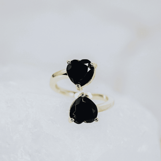 LINDEZA Black agate heart shaped ring made of sterling silver and 14K gold plating