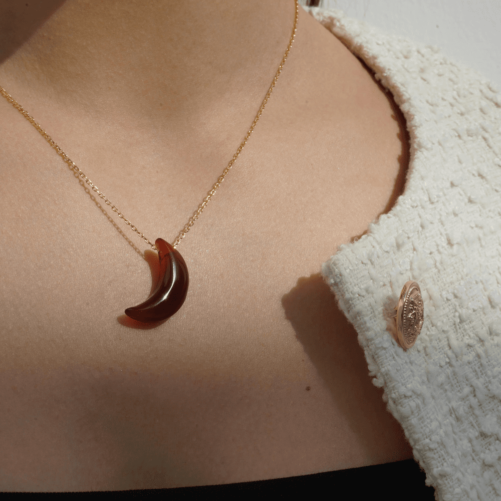 LINDEZA Carnelian moon shaped necklace made of sterling silver and 14K gold plating