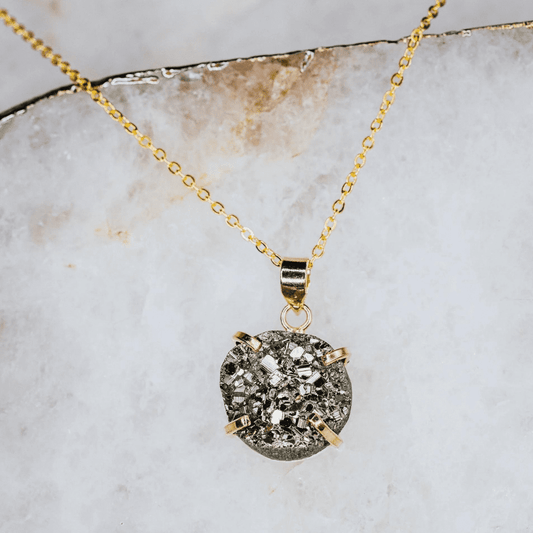 LINDEZA Pyrite necklace made of sterling silver and 14K gold plating