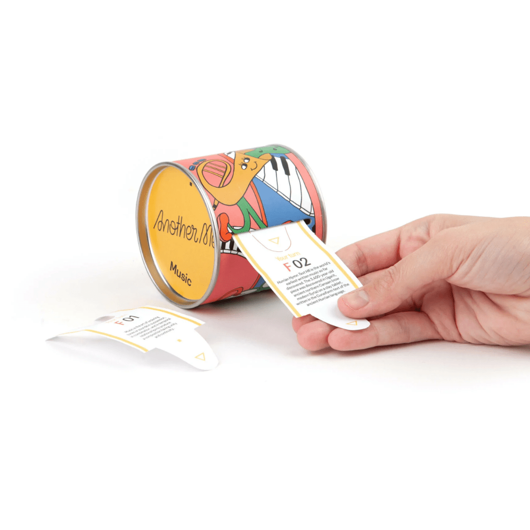 صندوق أنا الآخر 100 حقائق غريبة موسيقى باللغة الإنجليزية